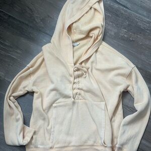 American Eagle Light Yellow Hoodie Sweater